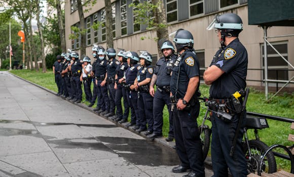 Navigating the Digital Soapbox: A Deep Dive into Oregon Laws on Public Forums