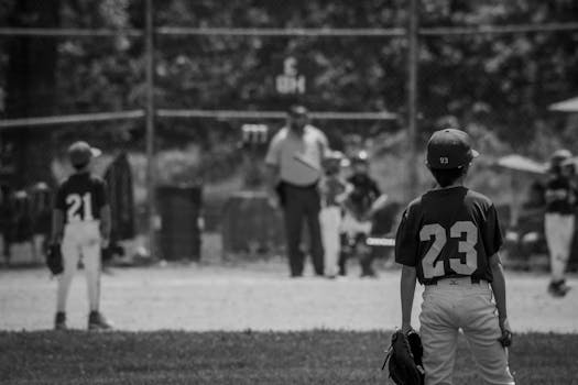 Beyond the Diamond: Choosing the Right Baseball Lifestyle Shorts for Youth